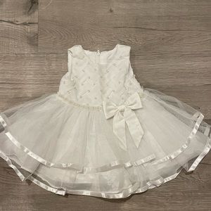 Rare Editions white tiered pearl quilted dress